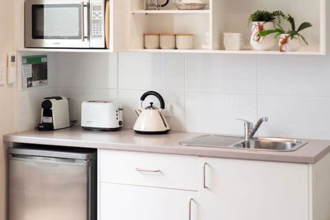 Margaret River Beach Studios - Gold Coast 4U 4