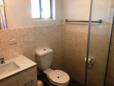 Flat 2 3 Bay Lane - Gold Coast 4U 2