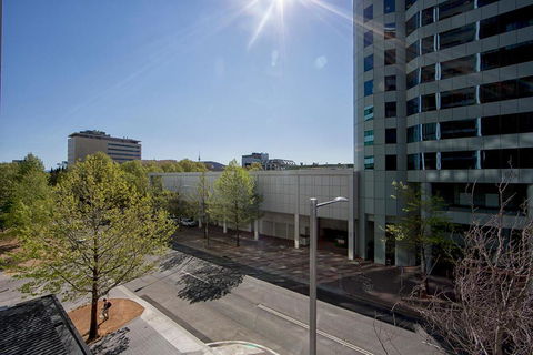 Accommodate Canberra Manhattan On The Park - Accommodation Gold Coast 5