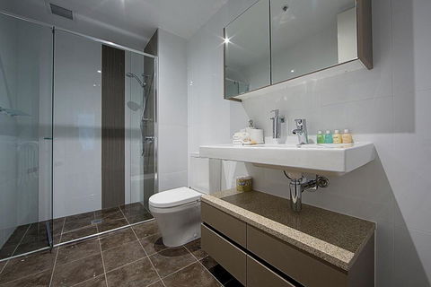 Accommodate Canberra Manhattan On The Park - Accommodation Gold Coast 1