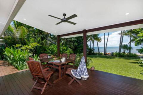 The Palms On Newell Beach - Gold Coast 4U 1