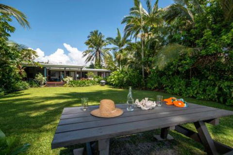 The Palms On Newell Beach - Gold Coast 4U 0