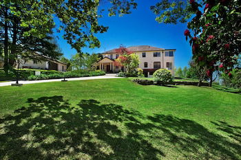 St Raphael - Gold Coast 4U 2