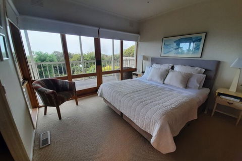 Jackson's Dromana - Gold Coast 4U 5