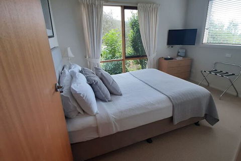 Jackson's Dromana - Gold Coast 4U 3