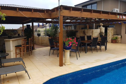 Ocean Reef Homestay - Gold Coast 4U 6
