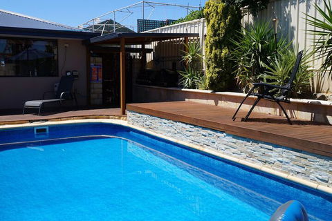 Ocean Reef Homestay - Gold Coast 4U 4