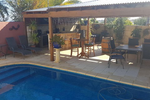 Ocean Reef Homestay - Gold Coast 4U 7