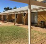 Carnarvon Caravan Park - Gold Coast 4U