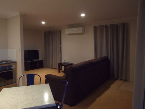 Lake Barra Cottages - Accommodation Gold Coast 5