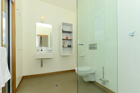 Cloudy Bay Beach House - Accommodation Gold Coast 4