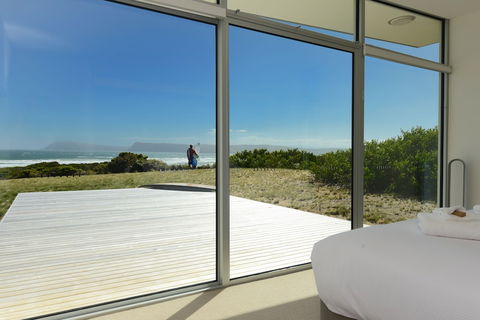 Cloudy Bay Beach House - Accommodation Gold Coast 3