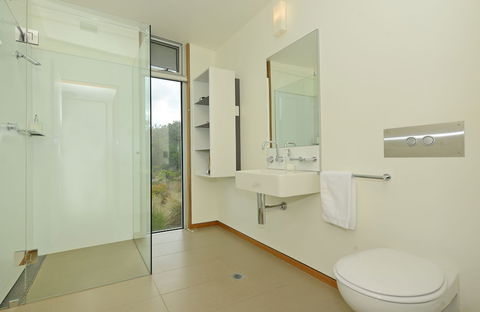 Cloudy Bay Beach House - Accommodation Gold Coast 5
