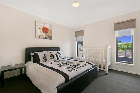 Palm Grove Beach House Dromana - Accommodation Gold Coast 4