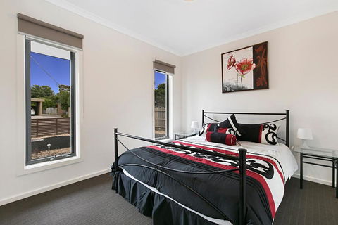 Palm Grove Beach House Dromana - Accommodation Gold Coast 3