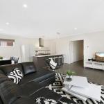 Palm Grove Beach House Dromana - Accommodation Gold Coast 0