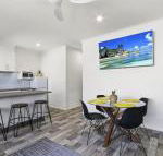 Beachcomber Holiday Units - Gold Coast 4U