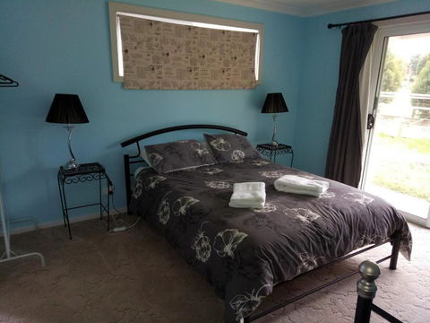 Dixiglen Farm - Accommodation Gold Coast 3