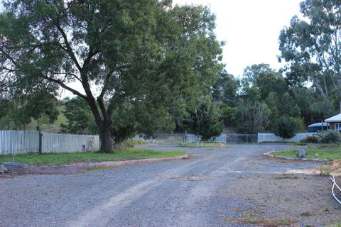 Dixiglen Farm - Accommodation Gold Coast 1