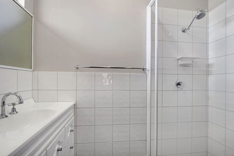 Hybiscus Waterfront Apartments - Gold Coast 4U 3