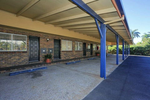 Smart Motel Bert Hinkler - Accommodation Gold Coast 2