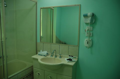 The Roseville Apartments - Gold Coast 4U 3