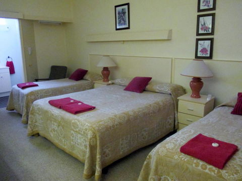 Tarra Motel - Gold Coast 4U 1