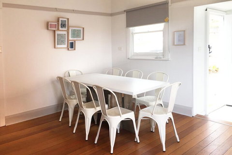 Kangaroo Bay Apartments - 1 Gold Coast 6