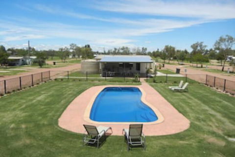 Longreach Tourist Park Caravan Park - Gold Coast 4U 3