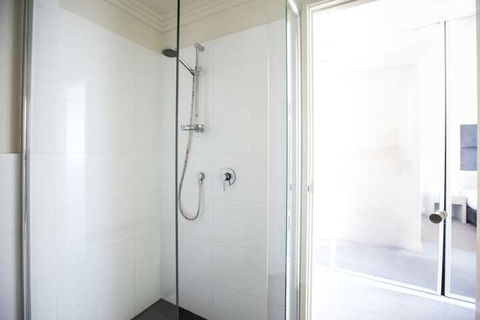 Zappeion Apartments - Accommodation Gold Coast 7