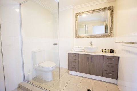 Zappeion Apartments - Accommodation Gold Coast 5