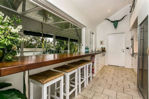 A PERFECT STAY - Cactus Rose Villa - Gold Coast 4U 2