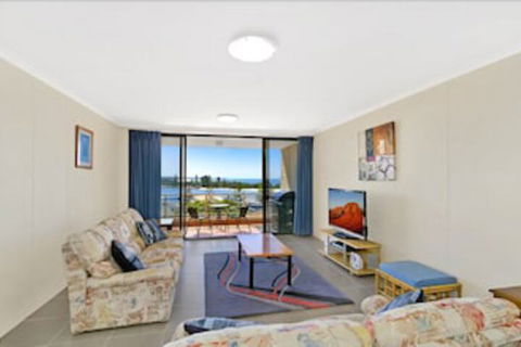 Budgewoi Cottage - Accommodation Gold Coast 1
