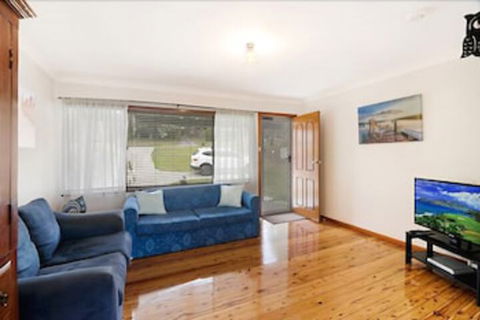 Budgewoi Cottage - Accommodation Gold Coast 4