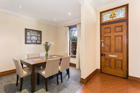 100 On South Callan Apartments - Accommodation Gold Coast 3