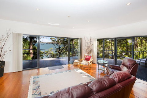 Brae Villa - 1 Gold Coast 6