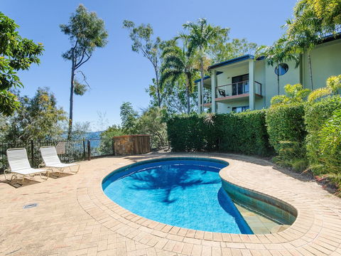 Compass Point - Gold Coast 4U 1