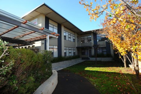 Glenelg Holiday Apartments-Ellis - Accommodation Gold Coast 0