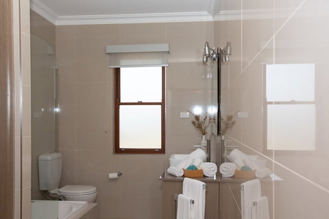 Blueberry Hills On Comleroy - Accommodation Gold Coast 1