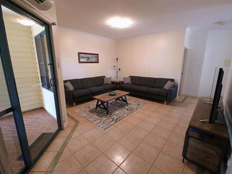 Lakeview Apartments - Gold Coast 4U 5