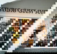 Studio Guest Suites - Margaret River - Accommodation Gold Coast