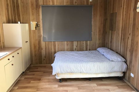 The Waterwheel Beach Cabins - Caravan Park - Gold Coast 4U 7