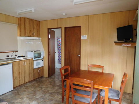 Villa Holiday Park - Accommodation Gold Coast 5
