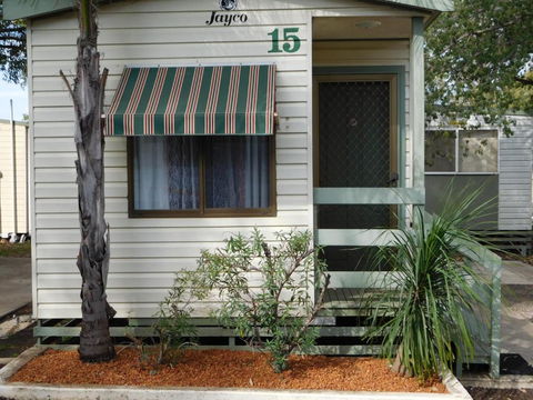 Villa Holiday Park - Accommodation Gold Coast 2