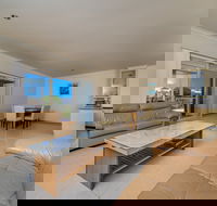 Seafront Unit 50 - Accommodation Gold Coast