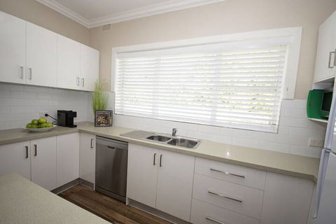 Central Wagga House - Accommodation Gold Coast 1