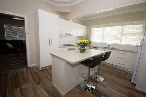 Central Wagga House - Accommodation Gold Coast 2