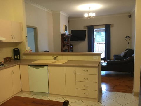 Jasons Place - Accommodation Gold Coast 3