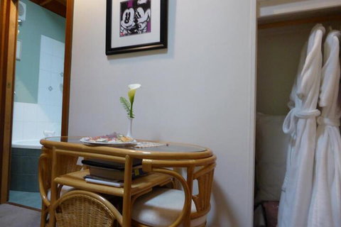 Aldgate Lodge Bed & Breakfast - Accommodation Gold Coast 2