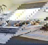 FALMOUTH Seadrift Cottage - Accommodation Gold Coast